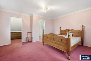 Richard Avenue - click for photo gallery